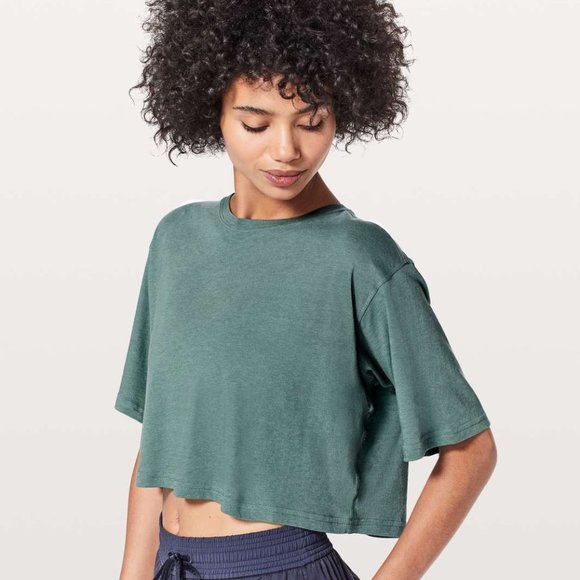 lululemon athletica Tops - like new Cortes Crop Tee *Light Graphite Green